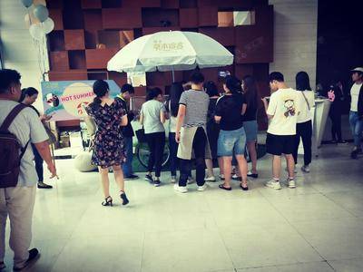 草本宣言快闪-上海108广场银座 