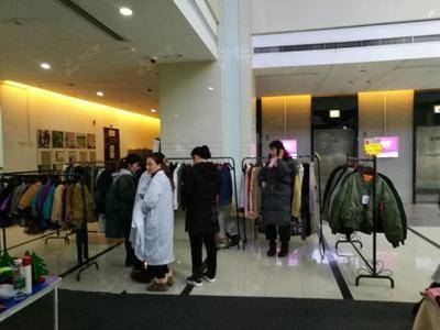 服装特卖-杭州恒生科技园