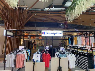 冠军特卖-成都鹭洲里