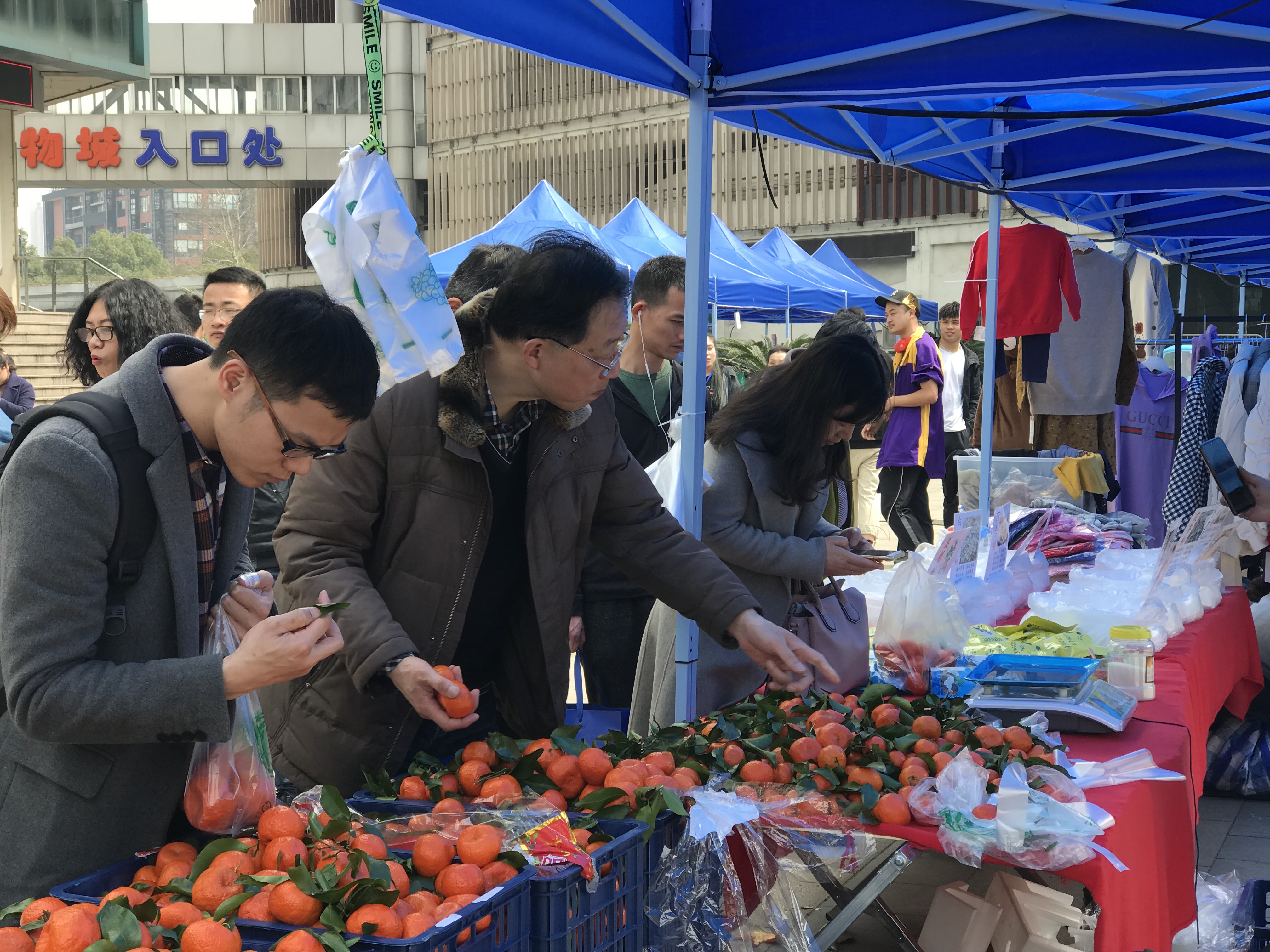 春季展销会快闪活动-杭州世纪联华和平店-外广场